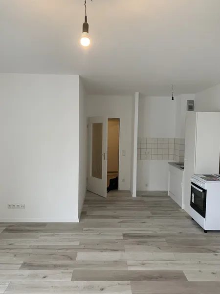 Toll geschnittene 1,5-Zimmer-Wohnung — photo 1